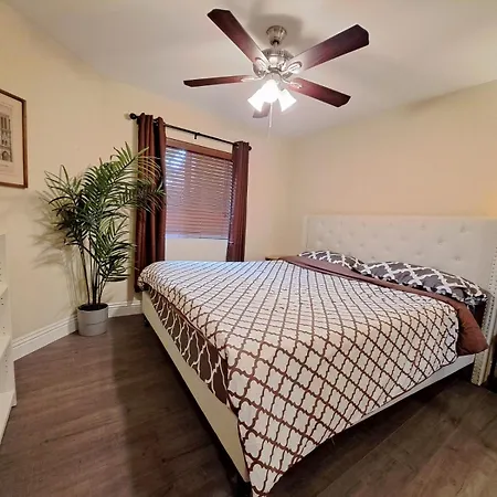 Venetian Vacation La Jolla One Bedroom Condo Luxury Furnished Central Near Beach And Utc Mall